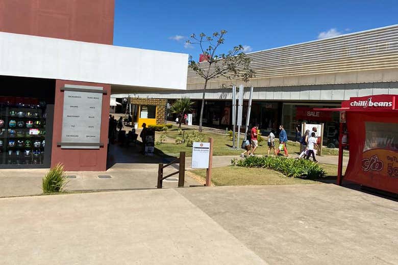 Tour De Compras Por Los Outlets De Brasilia Civitatis