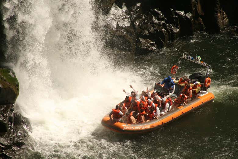 Tour De Aventura No Macuco Safari Saindo De Foz De Igua U Foz Do