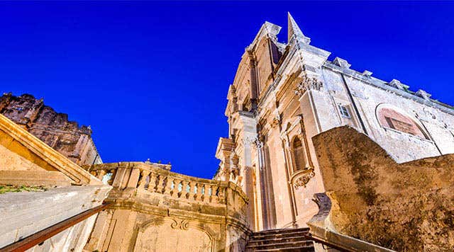 Iglesia De San Ignacio Escaleras De Walk Of Shame En Dubrovnik