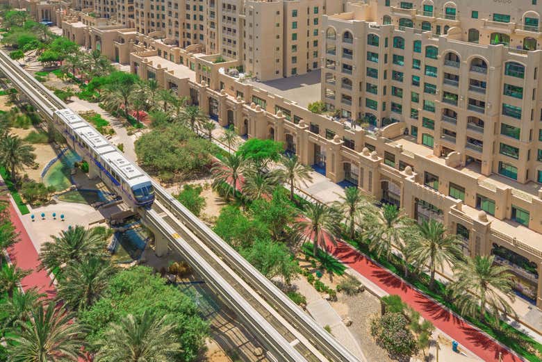 Palm Jumeirah Monorail From Dubai Book Online At Civitatis