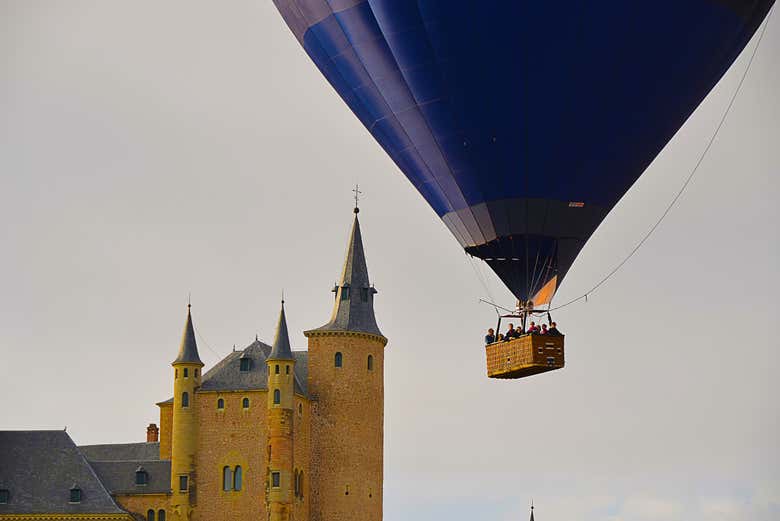 Segovia Hot Air Balloon Ride From Madrid Book At Civitatis