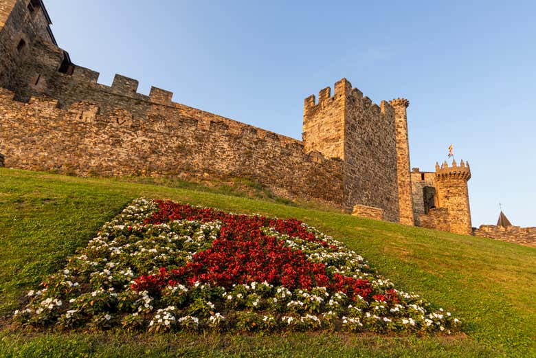 Visita Guiada Por El Castillo De Ponferrada Civitatis