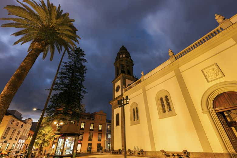 Tour de los misterios y leyendas de San Cristóbal de La Laguna