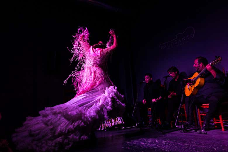 Flamenco Show At Tablao Palosanto In Valencia Civitatis