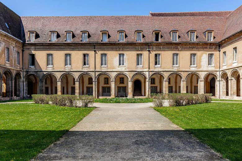 Ingresso Da Abadia De Cluny Reserve Em Civitatis Brasil