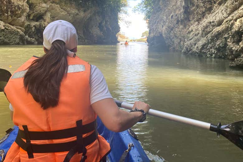 Cuevas de Bayano Kayak en el río Tigre desde Ciudad de Panamá