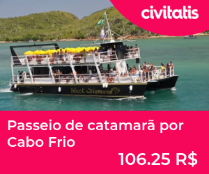 Passeio de catamarã por Cabo Frio