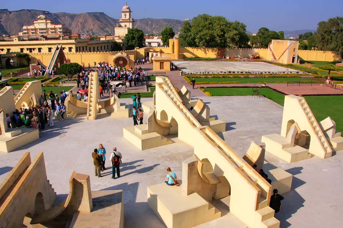 Observatoire Jantar Mantar de Jaipur, utilisé autrefois pour prédire les éclipses.