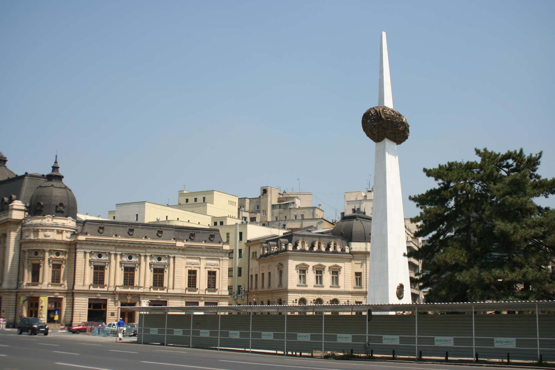 Obélisque à Bucarest