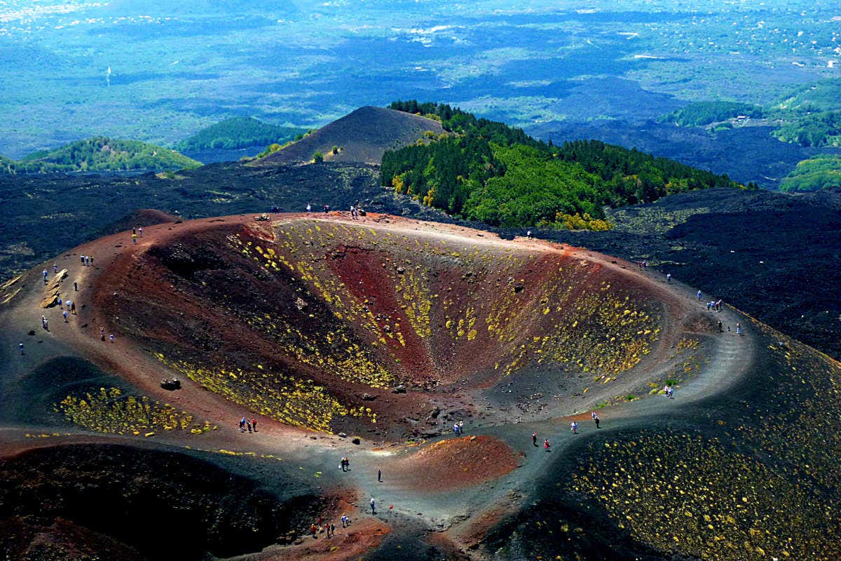 vista aérea del cráter del Etna