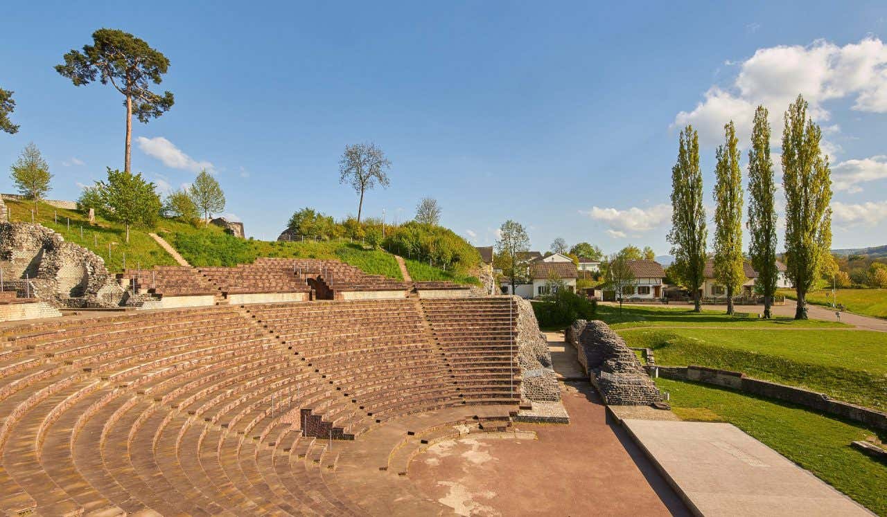 Teatro de la antigua ciudad de Augusta Raurica, en el norte de los Alpes. 