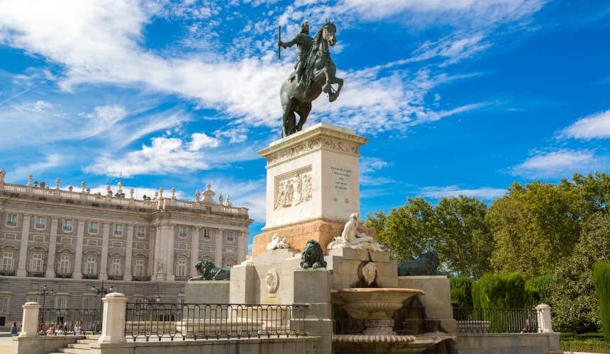 Estatua ecuestre de Felipe IV