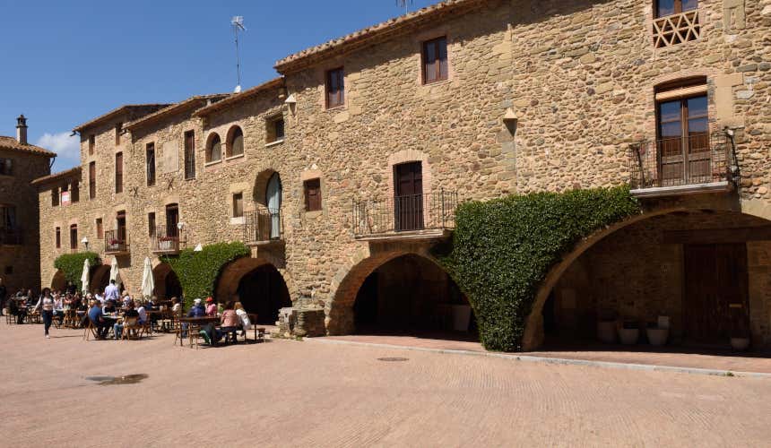 Plaza de Monells