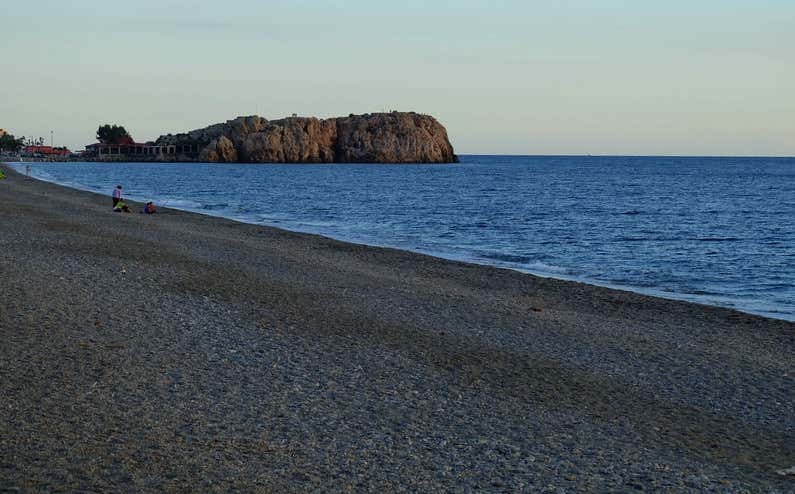 Playa de La Guardia, en Salobreña