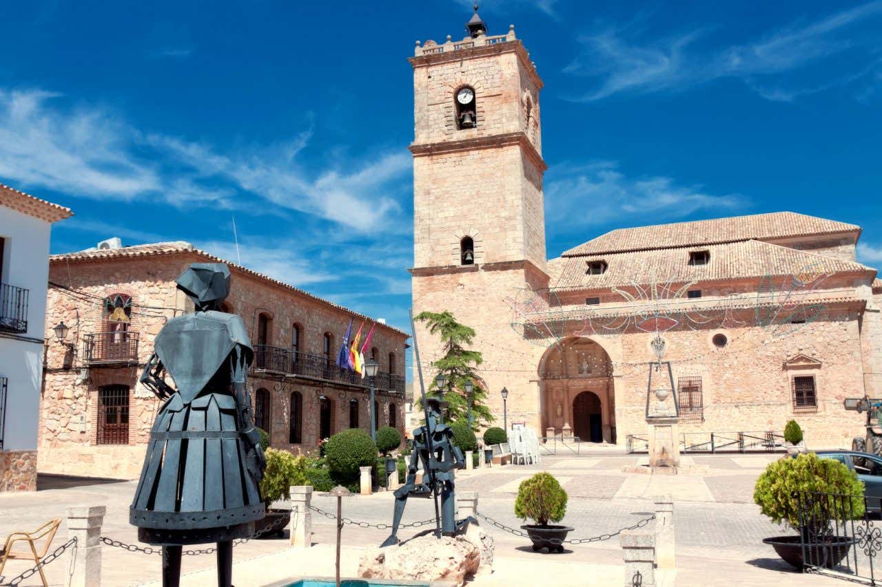 Monumento a Dulcinea y Don Quijote en El Toboso