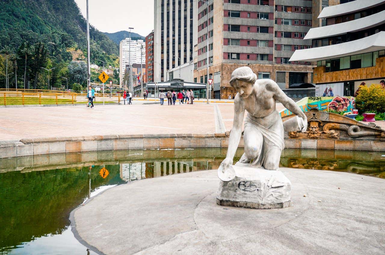 Escultura del Barrio de Santa Fe, en Bogotá