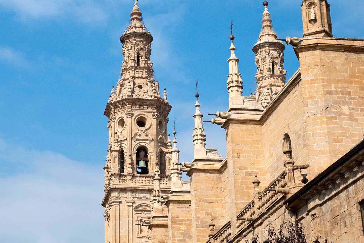 Detalles de la concatedral de Santa María la Redonda, en Logroño