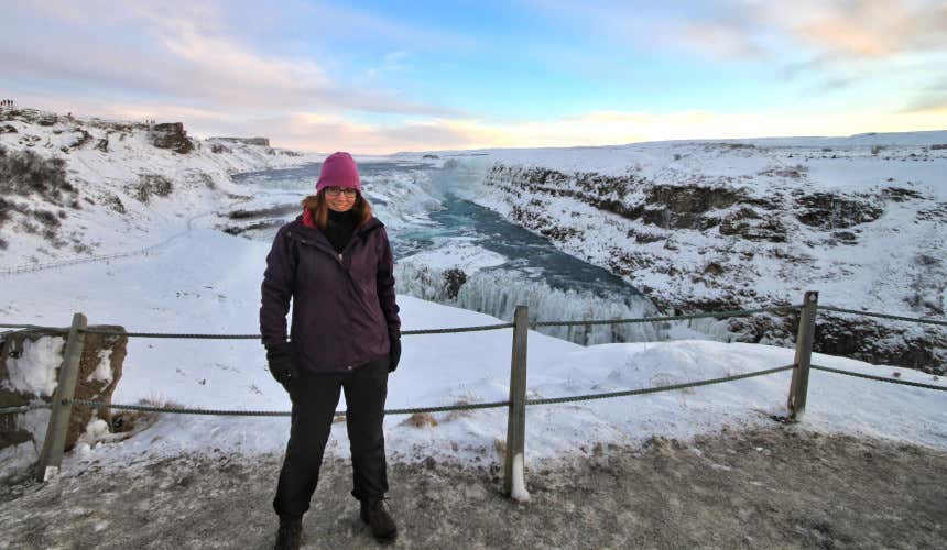 Visitando Gullfoss, en Islandia