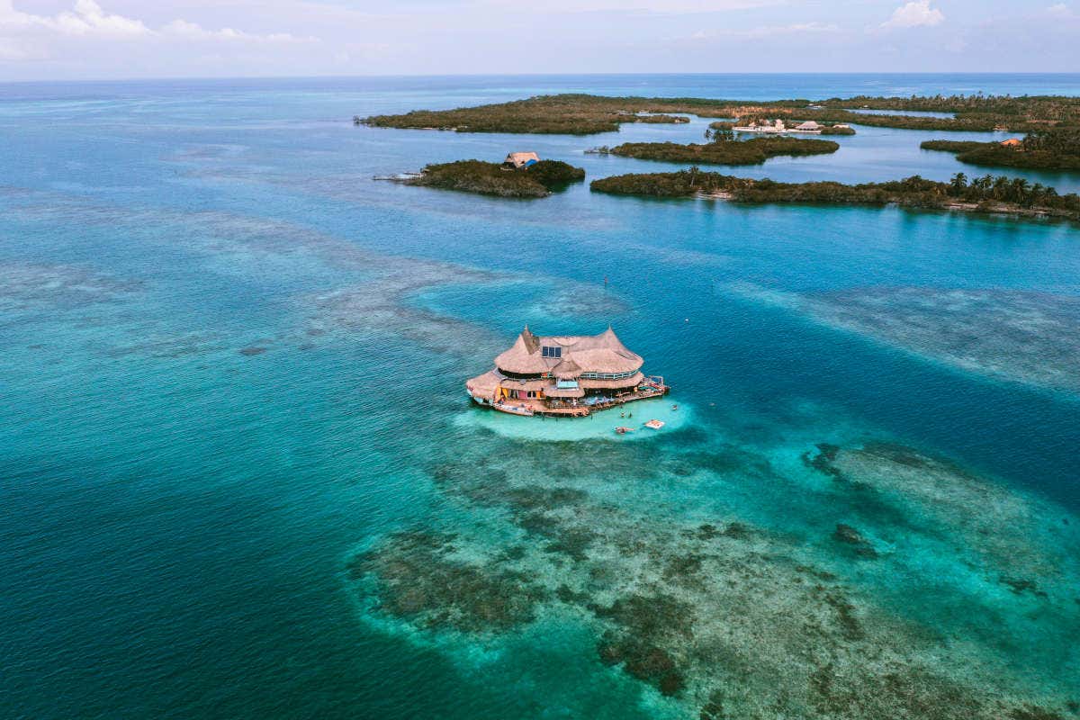 Uma das pequenas ilhas do arquipélago de San Bernardo que conta com um hotel com encanto e uma das melhores praias da Colômbia