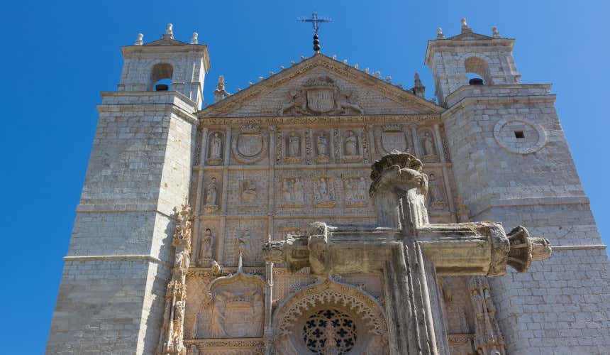 Fachada de la iglesia conventual de San Pablo, en Valladolid