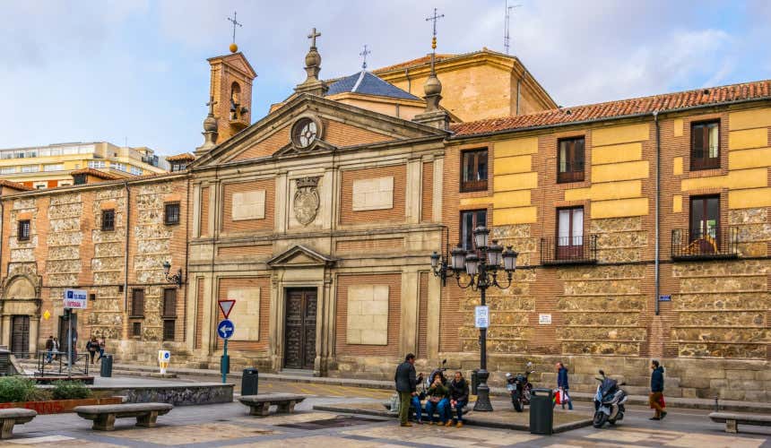 Fachada del Monasterio de las Descalzas Reales 