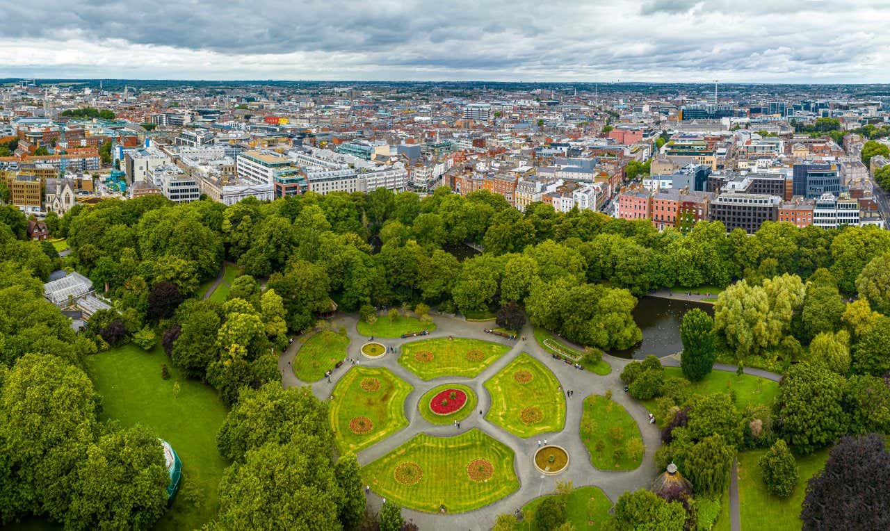 Panoramica aerea di St. Stephen's Green e dei quartieri limitrofi