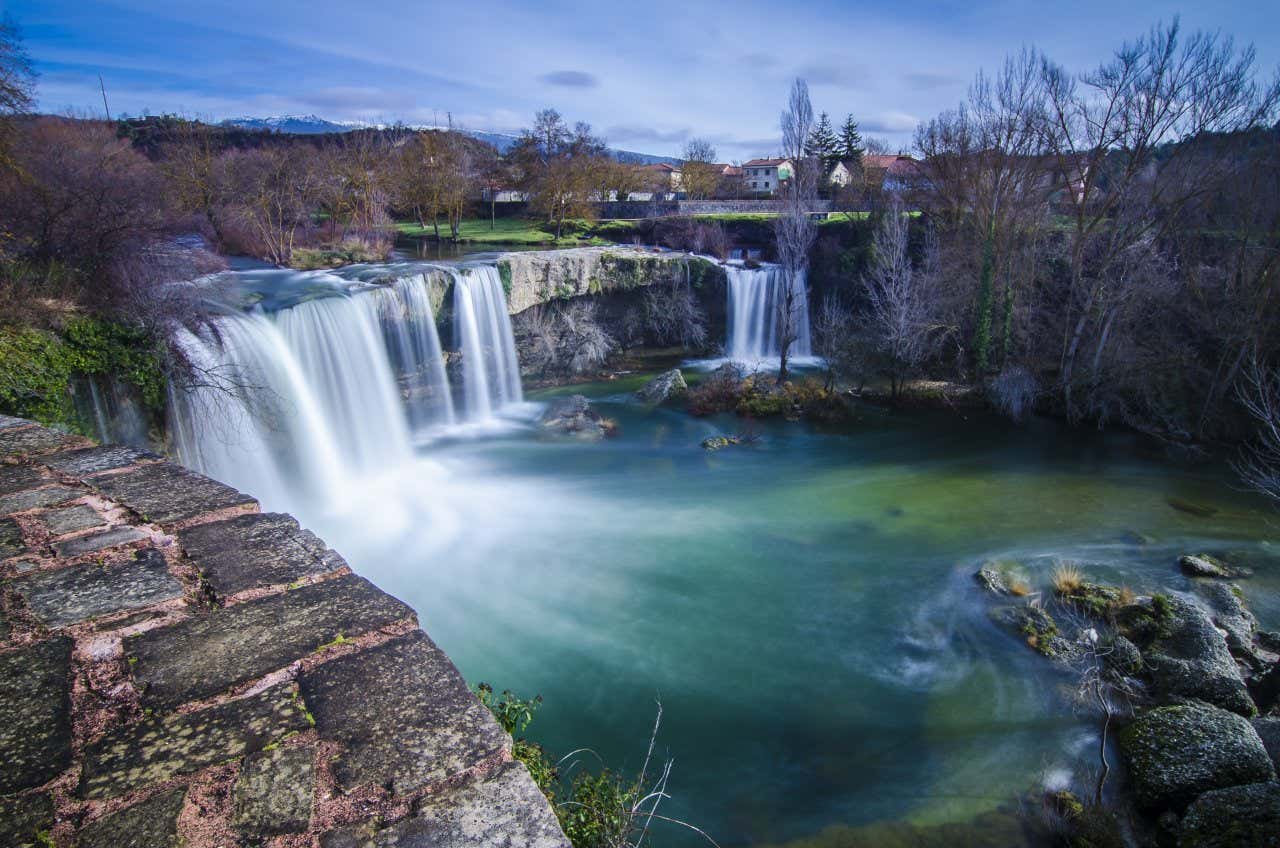 La cascada de Pedrosa de Tobalina hace del pueblo un lugar de lo más bello