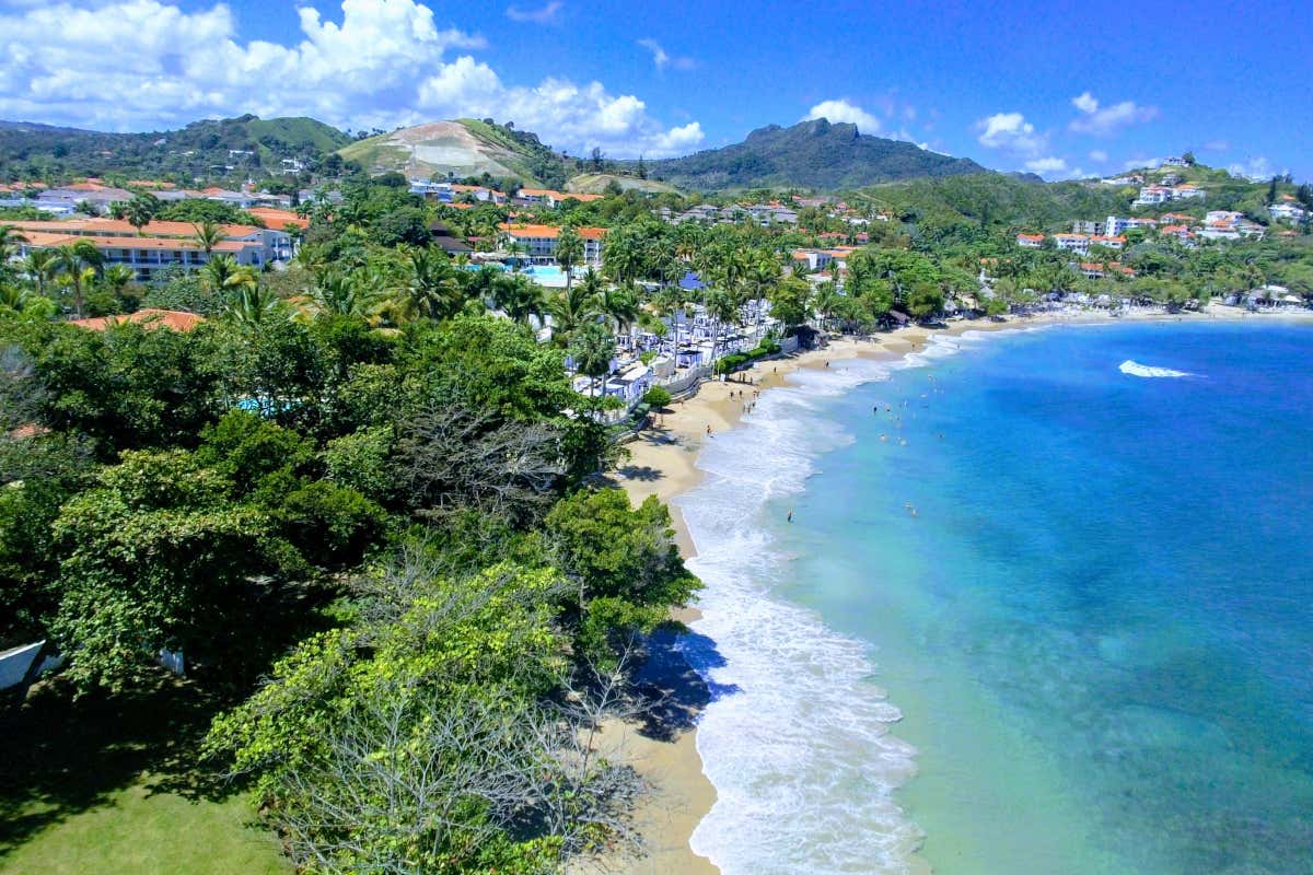 Vista panorámica del destino Puerto Plata, en la costa norte de República Dominicana