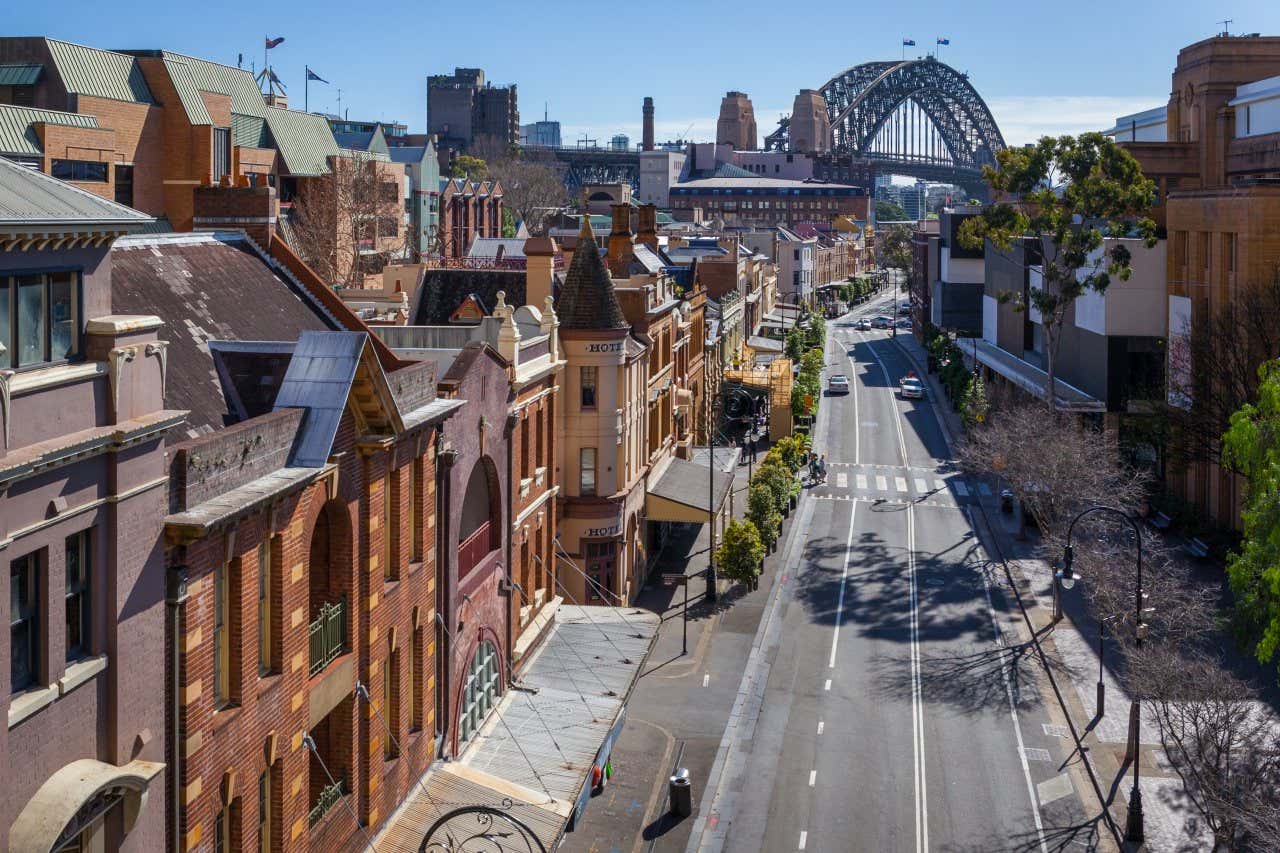 Vue sur George Street dans The Rocks, le quartier historique de Sydney