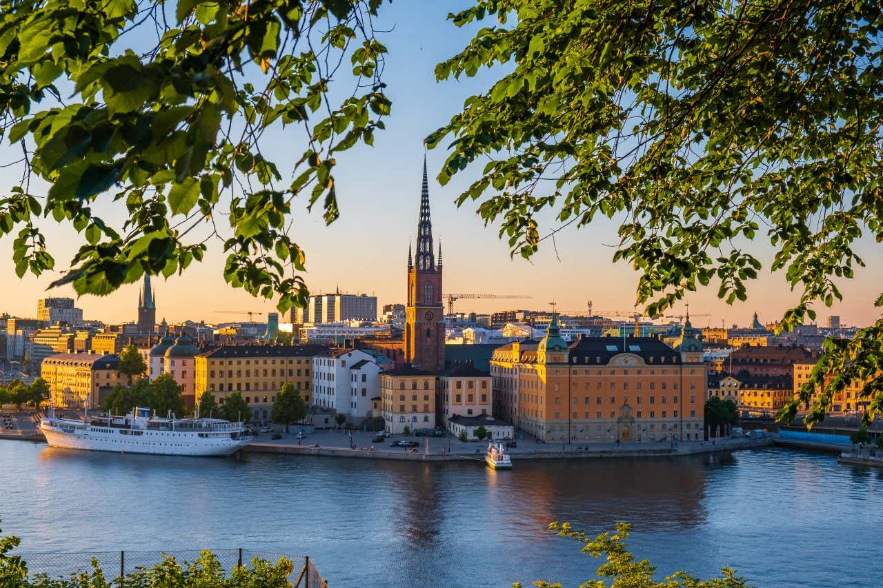 Vue depuis le belvédère de Monteliusvägen dans le quartier Södermalm, un quartier à découvrir si vous ne savez que faire à Stockholm