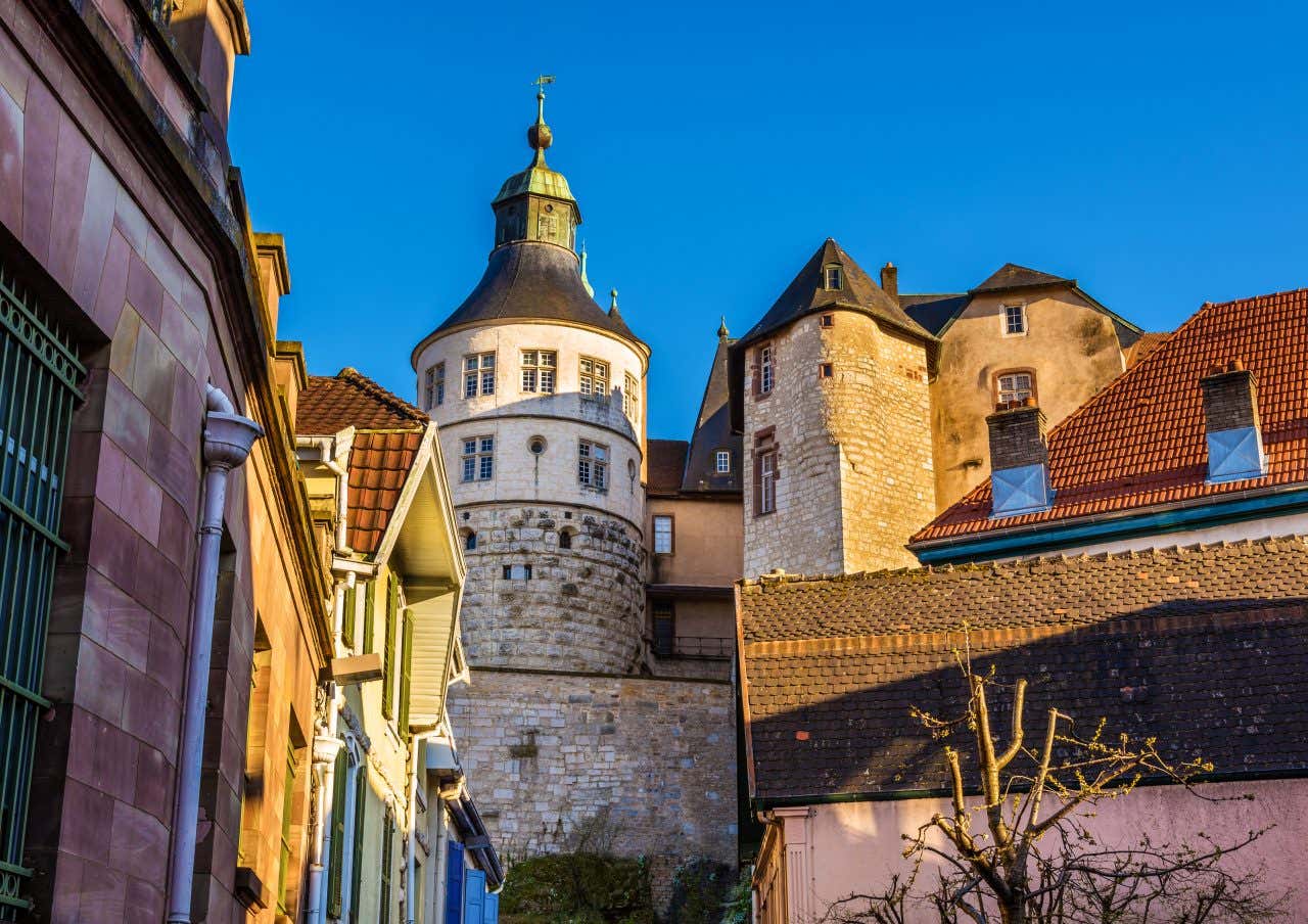 Le château de Montbéliard que vous pouvez visiter si vous vous rendez au marché de Noël, l'un des plus beaux de France