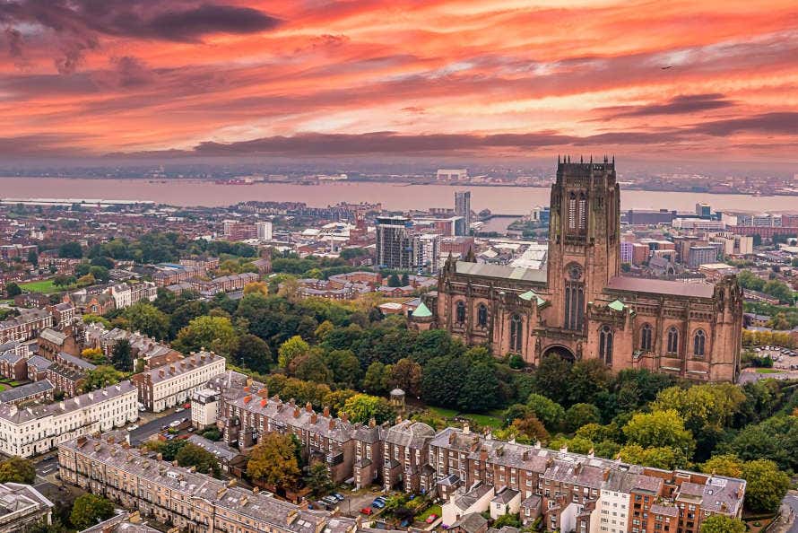 Panorámica de Liverpool al atardecer