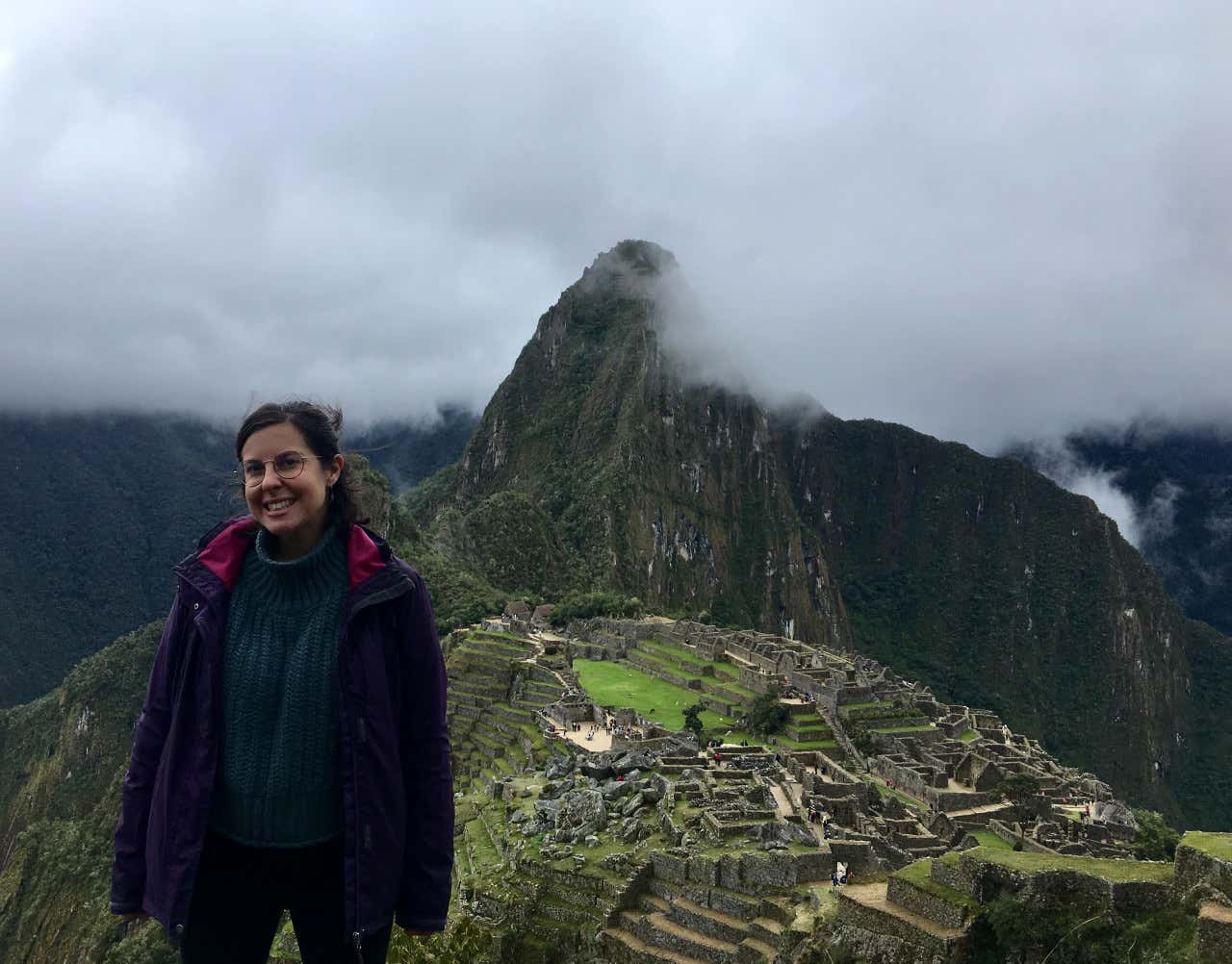 Paloma Aranda en Machu Picchu, Perú