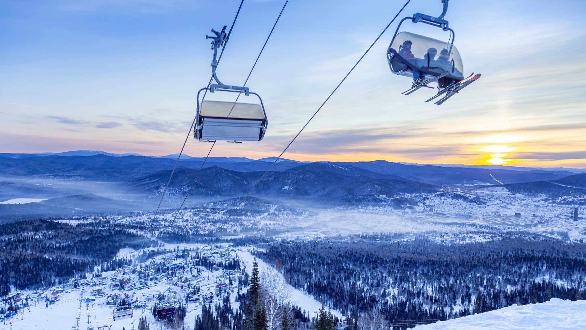 Top 10: Best Ski Resorts in the World