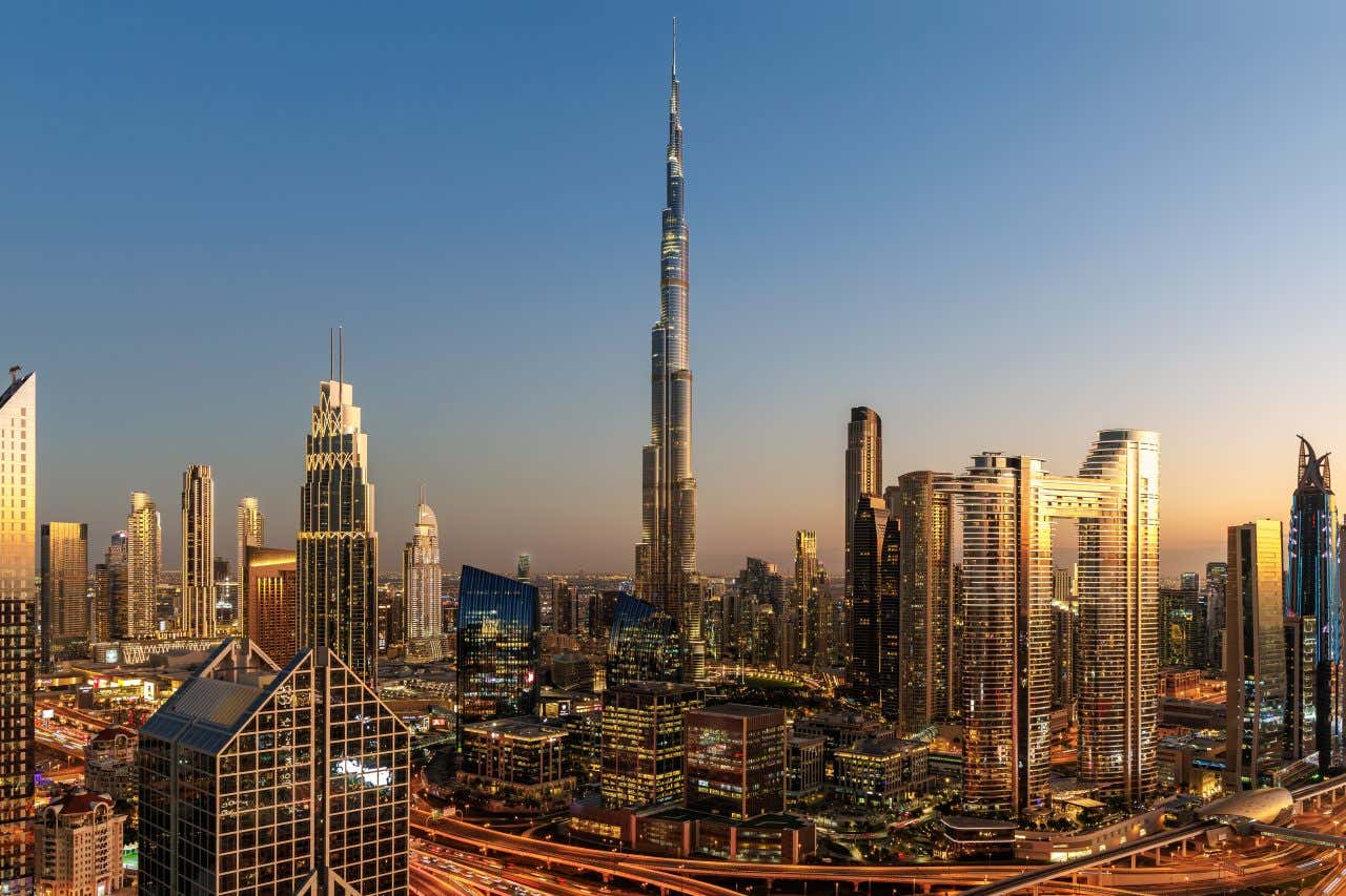 Vue sur la skyline de Dubaï, une ville à visiter en mars