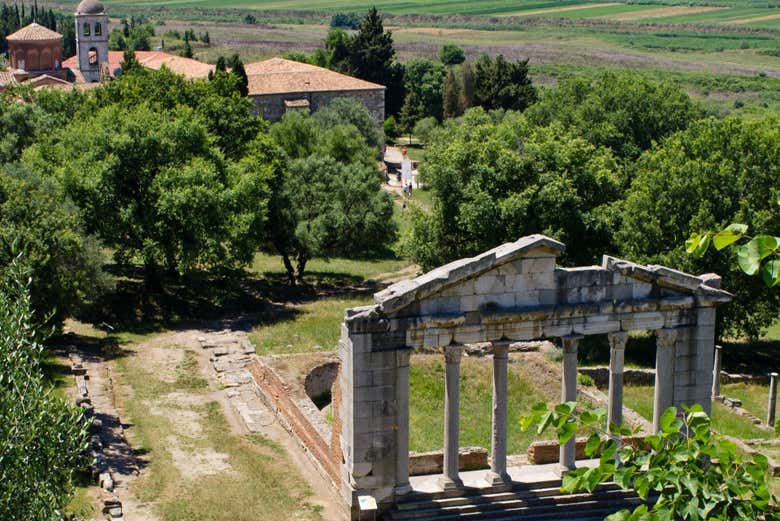 Vista de las ruinas de Apolonia