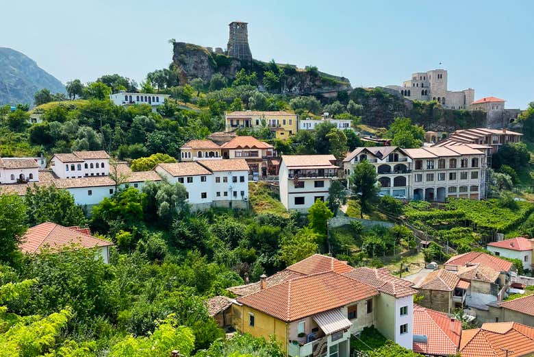 Panorámica de Kruja y su castillo