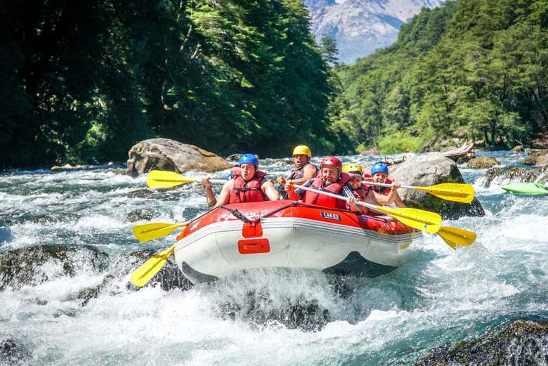 Conquistando los rápidos del río Manso