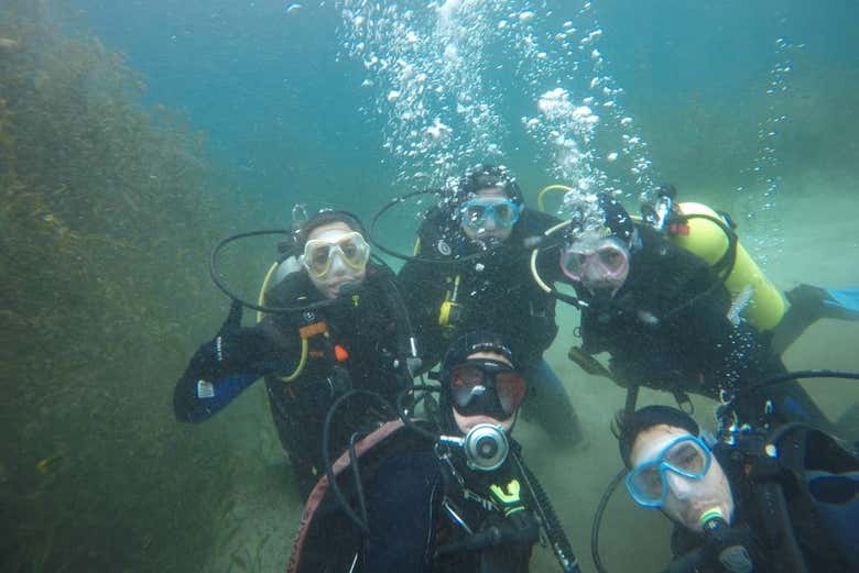 Having fun scuba diving in Moreno Lake