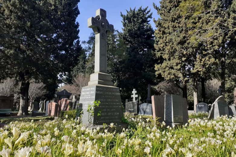 Una cruz celta en el Cementerio Británico de Buenos Aires