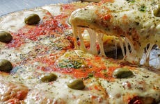 Tour por Buenos Aires con degustación de pizza y moscato