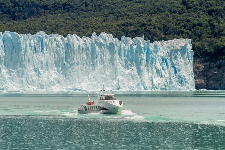 Paseo En Barco Por El Lago Argentino El Calafate 4082