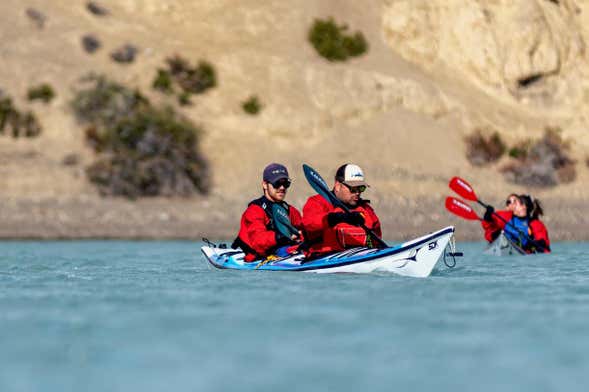 Santa Cruz River Kayak Tour from El Calafate Civitatis