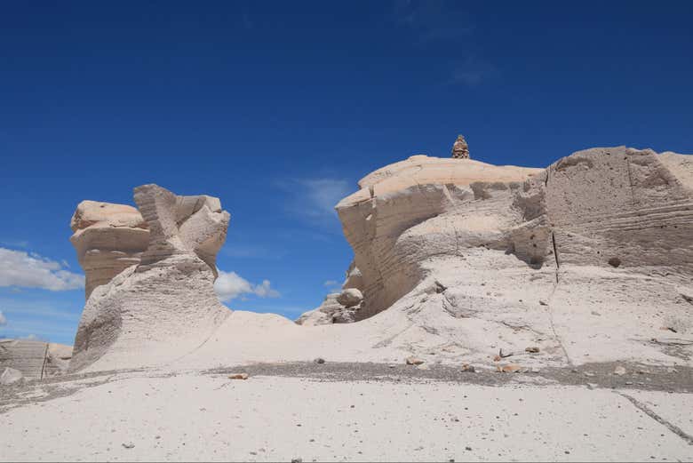 Explore the rock formations in Campo de Piedra Pómez