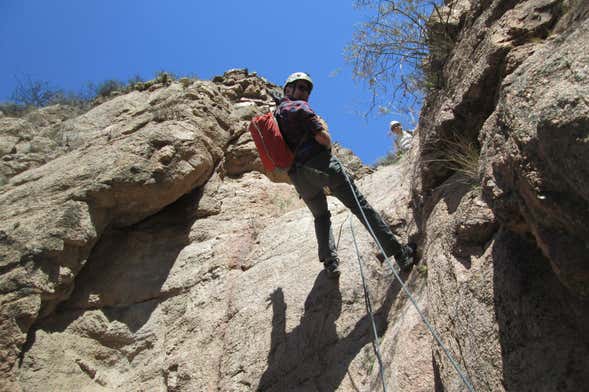 Trekking y rápel en Cacheuta + Aguas termales