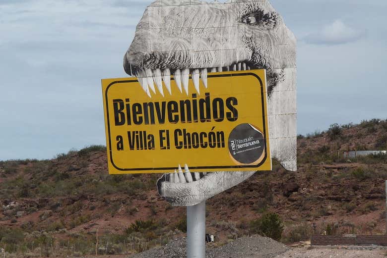 Villa El Chocón está muy vinculada a los dinosaurios