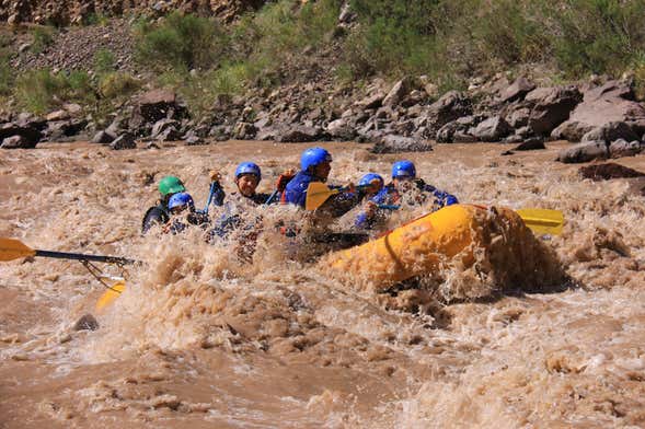 Rafting en el río Mendoza