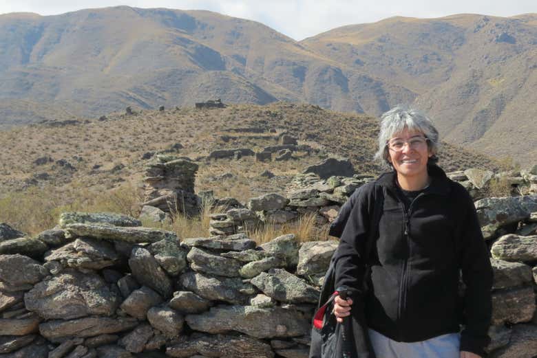 Disfrutando el trekking en Pucará del Aconquija