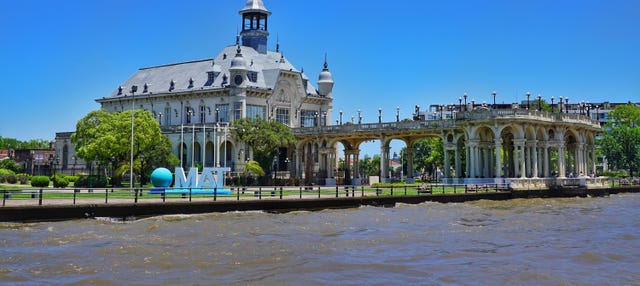 Catamarán por los ríos Tigre, Luján y Sarmiento