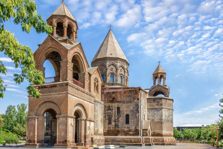 Visiting the Etchmiadzin Cathedral